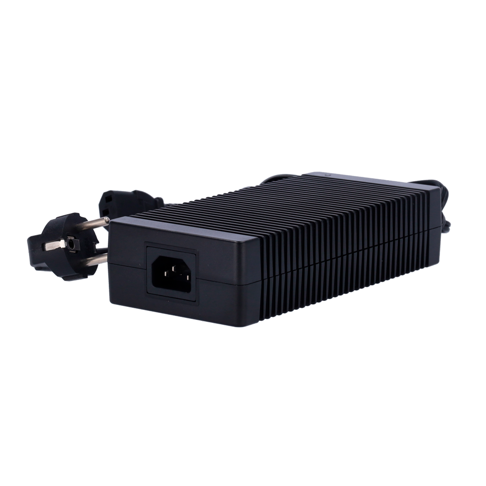 AC/DC strømadapter - 52 V /3 A - Mål 190 (H) x 87 (B) x 43 (D) mm - Stabiliseret - Sort