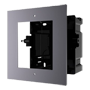 Frontpanel og indbygningsboks - Til 1 modul - Specifik til Hikvision video dørentré systemer - Kompatibel med Hikvision moduler - Boks lavet af plastik - Panel lavet af flyaluminium