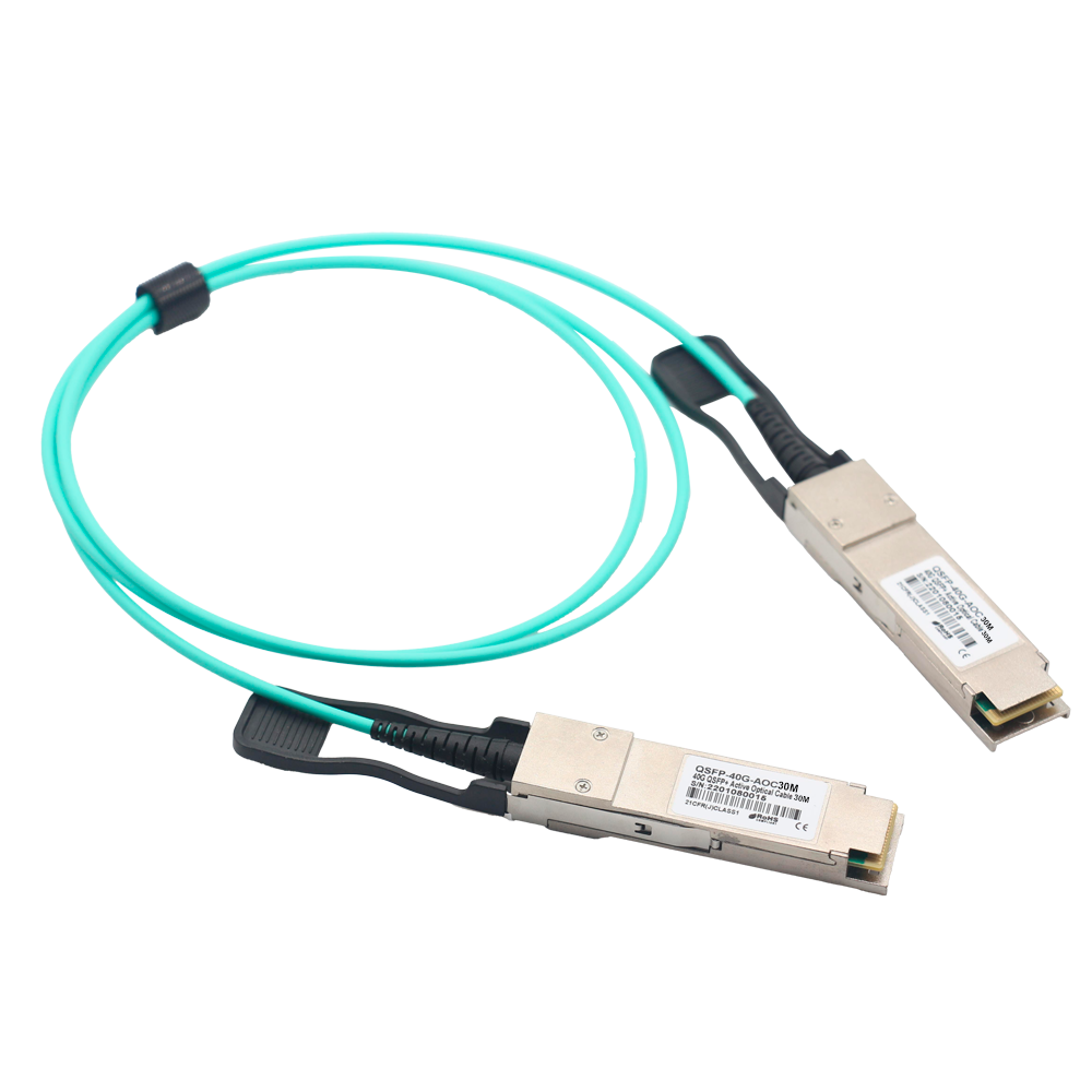 QSFP+ direktforbindelseskabel - Hastighed 40Gbps - QSFP+ moduler i begge ender - Ideel til stabling mellem switches - 30 meters længde - Optisk kabel
