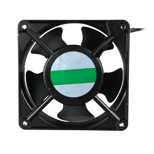 Speciel ventilator til rack - Nem installation - Giver bedre ventilation og køling i racket - Forsynet via F-type stik
