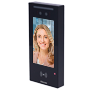 IP video dørstation med adgangskontrol - Kamera 2 Mpx: Tovejs audio og video - Ansigt, kort, NFC, BLE, QR og PIN | 1 relæ - 20.000 brugere | PoE, SIP standard - IPS 5" touchscreen | Cloud vedligeholdelse - Forbindelse af monitor og paneler via Cloud