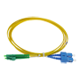 Duplex fiberoptisk forbindelsesledning - Højtydende single-mode fiber G657A2 - LC APC og SC UPC hybrid-stik - Præcis længde på 3 meter - Gul LSZH yderkabel - Universel generisk kompatibilitet
