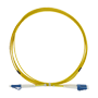 Fiberoptisk forbindelseskabel - Højtydende single-mode fiber G657A2 - LC UPC stik i dupleks format - Præcis længde på 2 meter - Sikker LSZH yderskjerm - Generel kompatibilitet