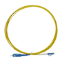 Simplex fiberoptisk forbindelses-kabel - High-level single-mode fiber OS2 G657A2 - LC UPC og SC UPC hybrid-stik - Præcis længde på 3 meter - Gul LSZH yderjacket - Universal generisk kompatibilitet